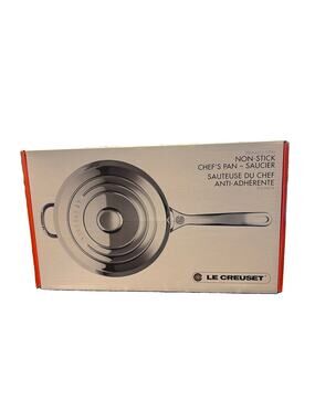 Le Creuset Non Stick Stainless Tri Ply Steel Saucier Pan with Lid 3.5 Quart New